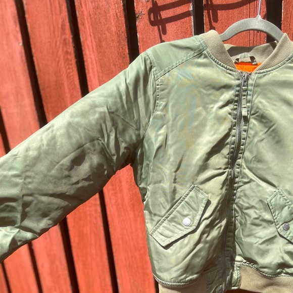 Green Hollister puffer bomber jacket - Picture 5 of 8